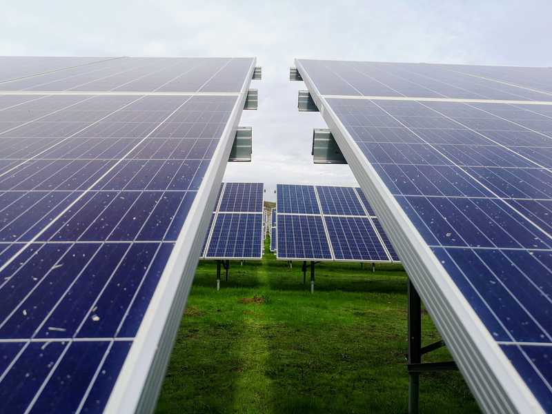 developpement des panneaux photovoltaiques en France